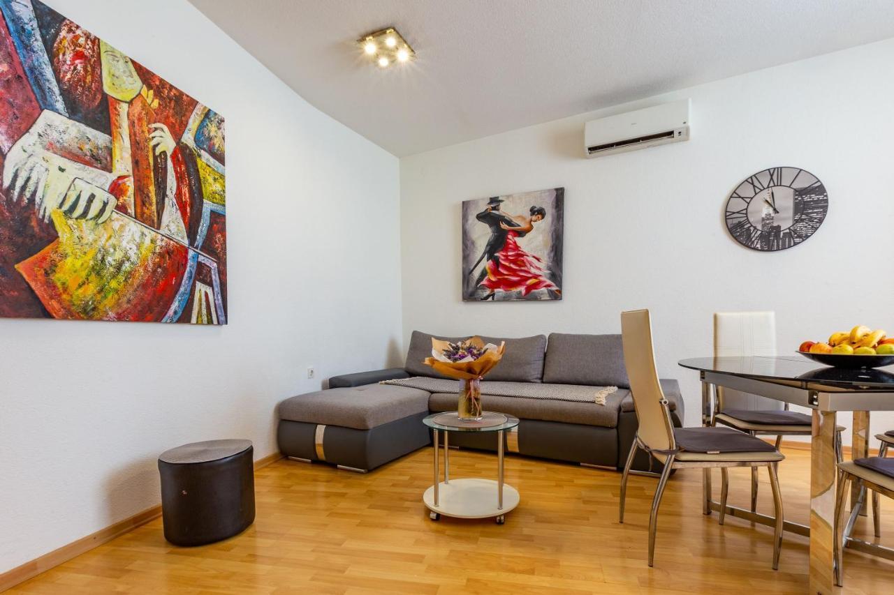 זאדאר Vale Apartment With Balcony מראה חיצוני תמונה