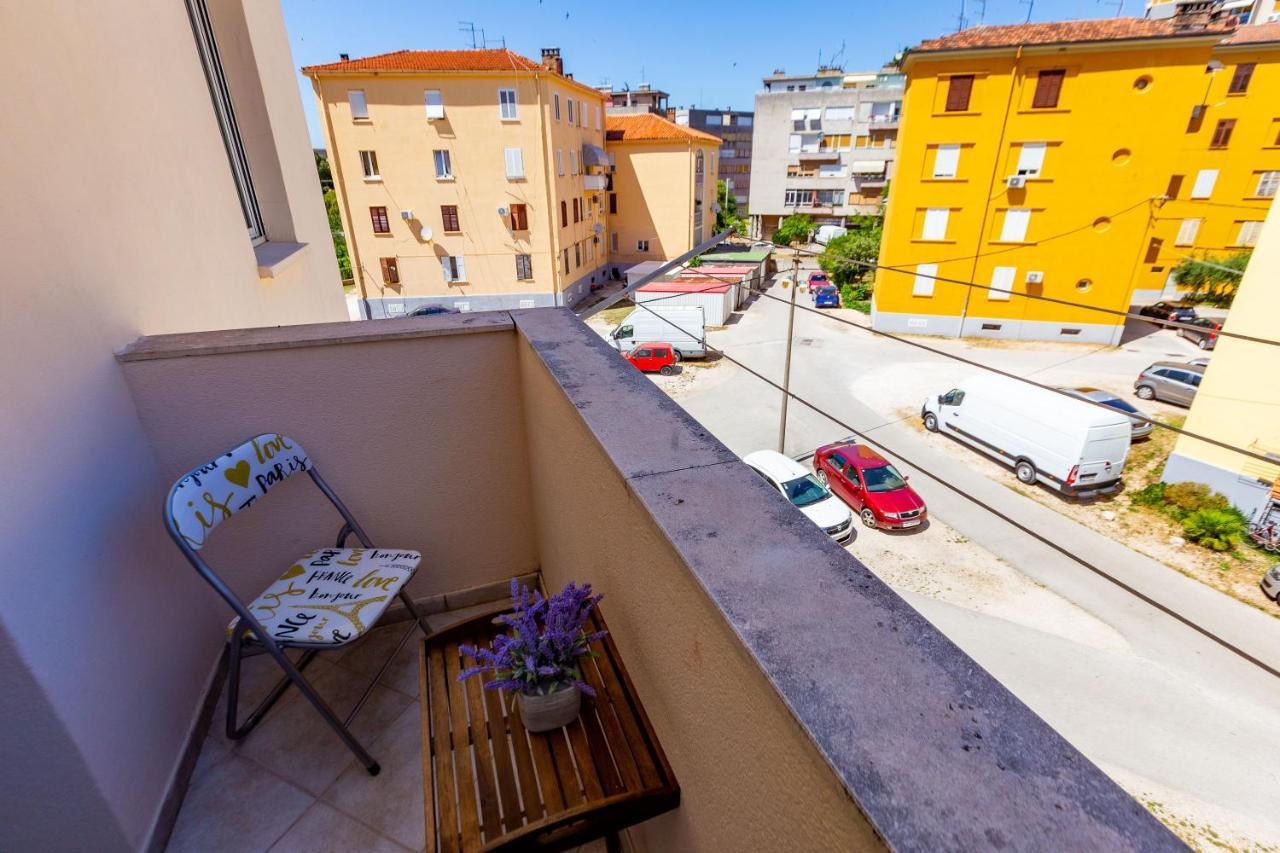 זאדאר Vale Apartment With Balcony מראה חיצוני תמונה